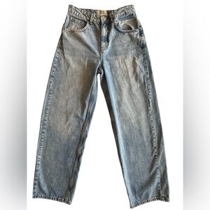 Urban Outfitters Light Wash Straight Leg  Loose Fit Jeans